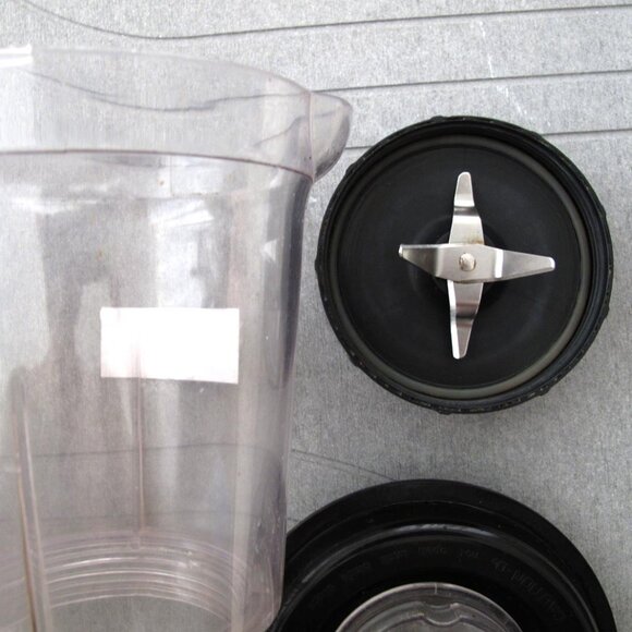 💖 Magic Bullet Original Blender Pit-cher with Cross Blade and lid - Picture 4 of 9